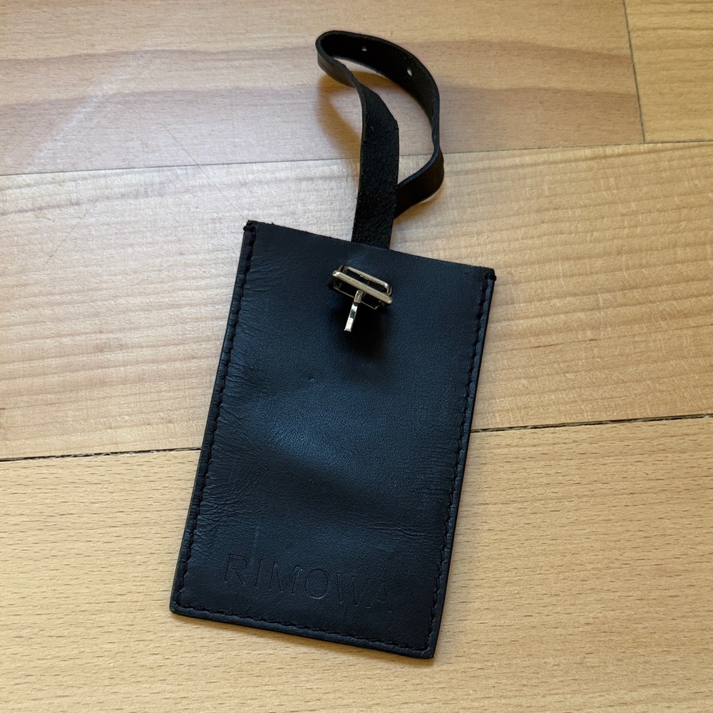RIMOWA Black Leather Travel Tag